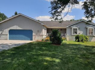 12301 S New Lothrop Rd, Byron, MI 48418