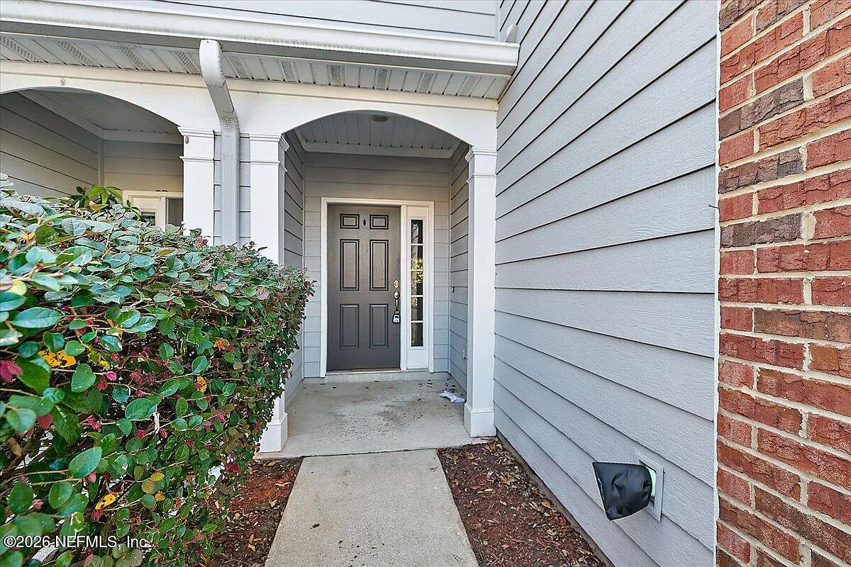 Building Photo - 13305 Stone Pond Dr