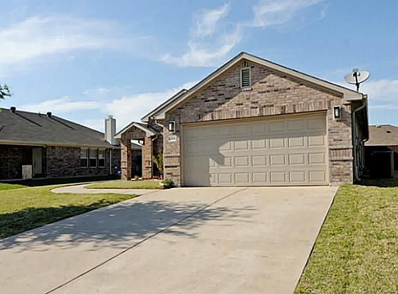 3rd image of 5204 Beacon Ln