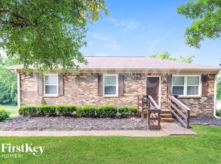 704 Berkshire Dr, Old Hickory, TN 37138