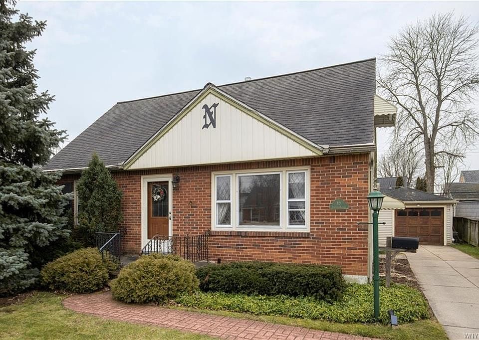 1st image of 89 Layton Ave