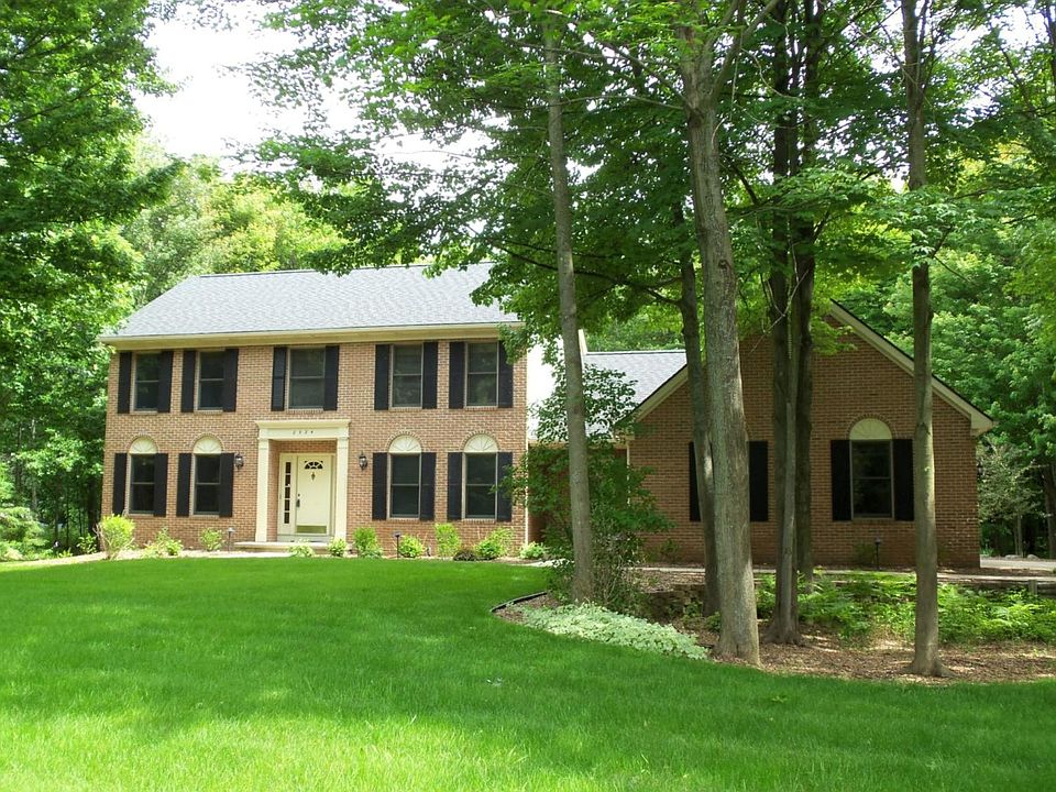1st image of 2924 N Juniper Dr