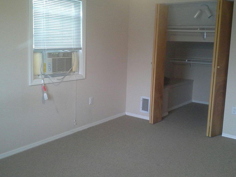 2nd image of 42 Blueberry Ln #2