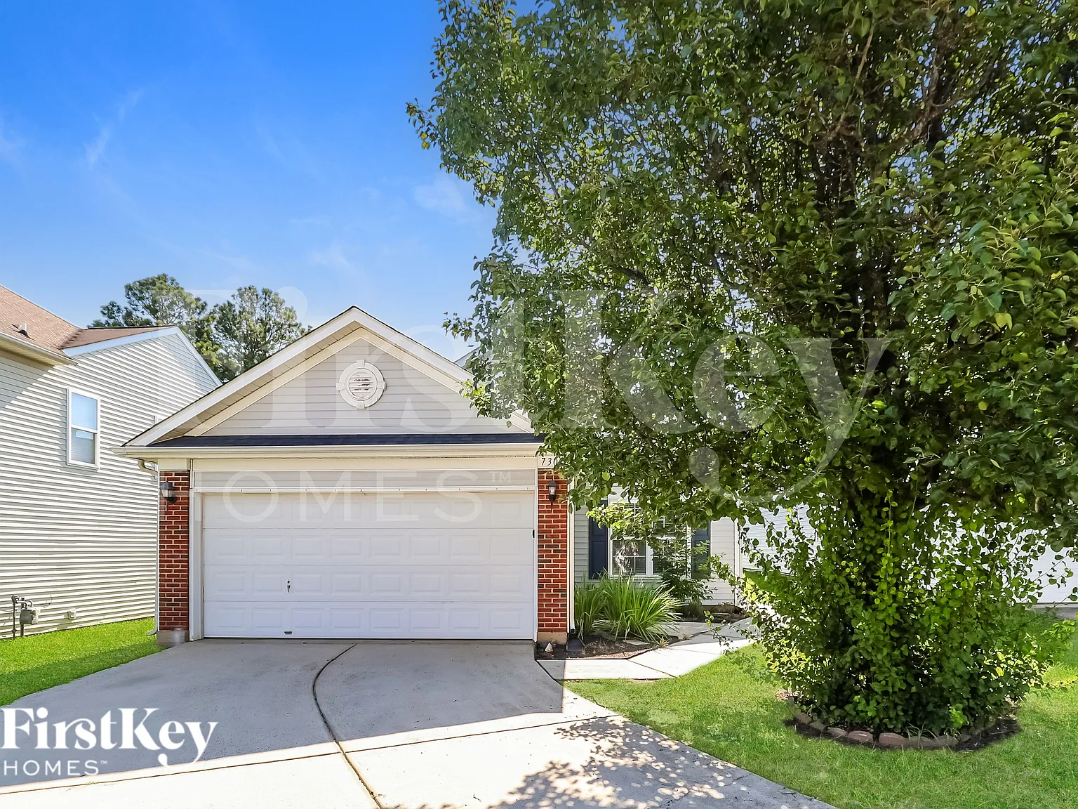 3 bed, 2.0 bath, 1583 sqft, $1,805 — Photo 1