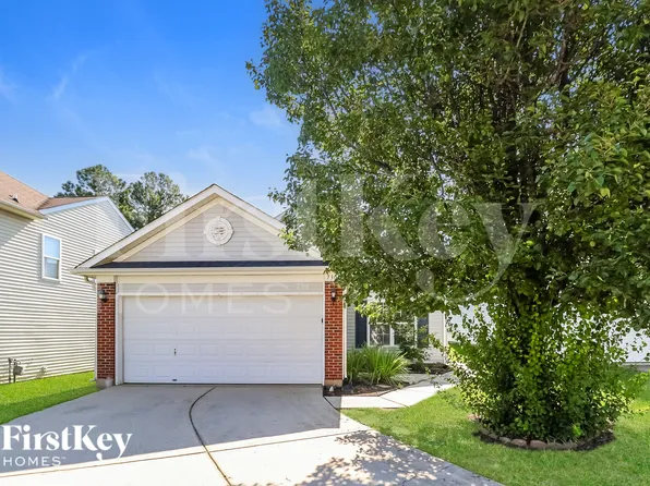 7307 Woodbourne Ln, Charlotte, NC 28273