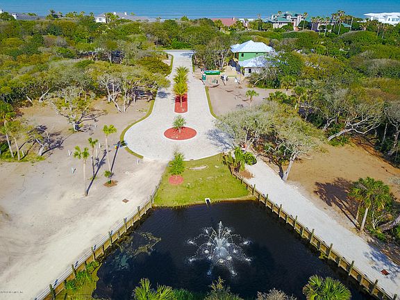 3rd image of 5 Oasis Club Dr