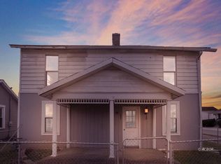 697 W Front St, Logan, OH 43138