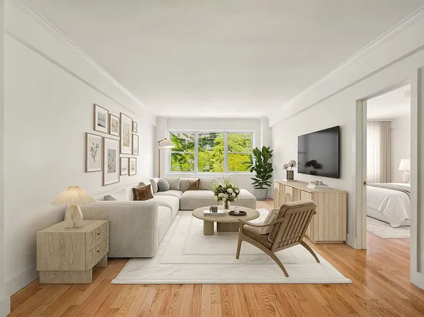 310 E 49th St #4GF, New York, NY 10017