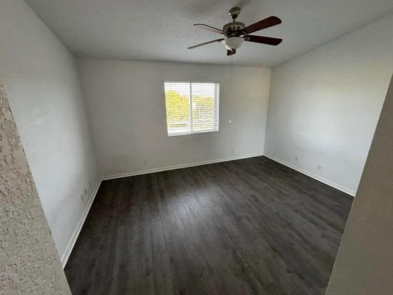 1710 NE 6th St #1308 — Photo 17