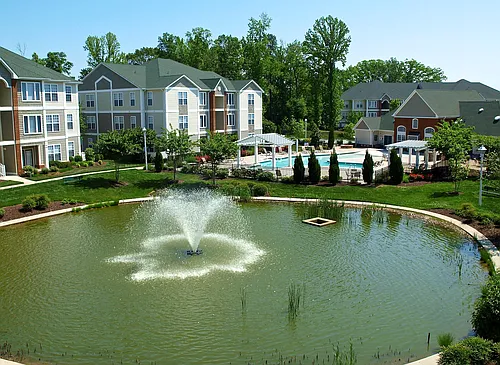 Rivermont Crossing Townhomes & Apartments Photo 1
