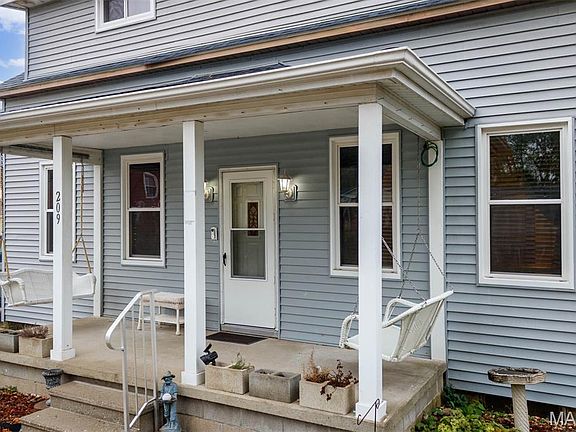 4th image of 209 S Railway St