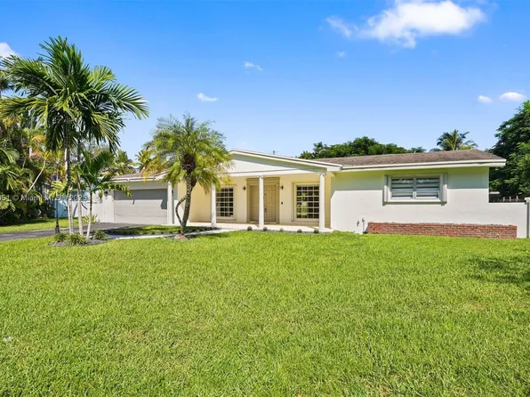 8081 SW 139th Ter, Palmetto Bay, FL 33158