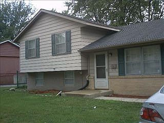 2nd image of 4316 Greenbrier Ln