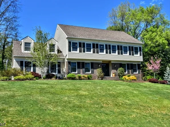 29 Cheryl Hills Dr, Hawthorne Boro, NJ 07506