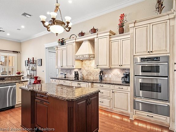 2nd image of 3859 Enchanted Oaks Ln