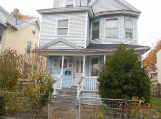 90 Jackson Ave, Bridgeport, CT 06606