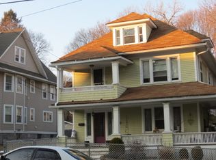 42 Jackson St, Ansonia, CT 06401