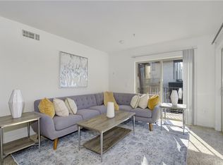 801 W Hawthorn St UNIT 202, San Diego, CA 92101