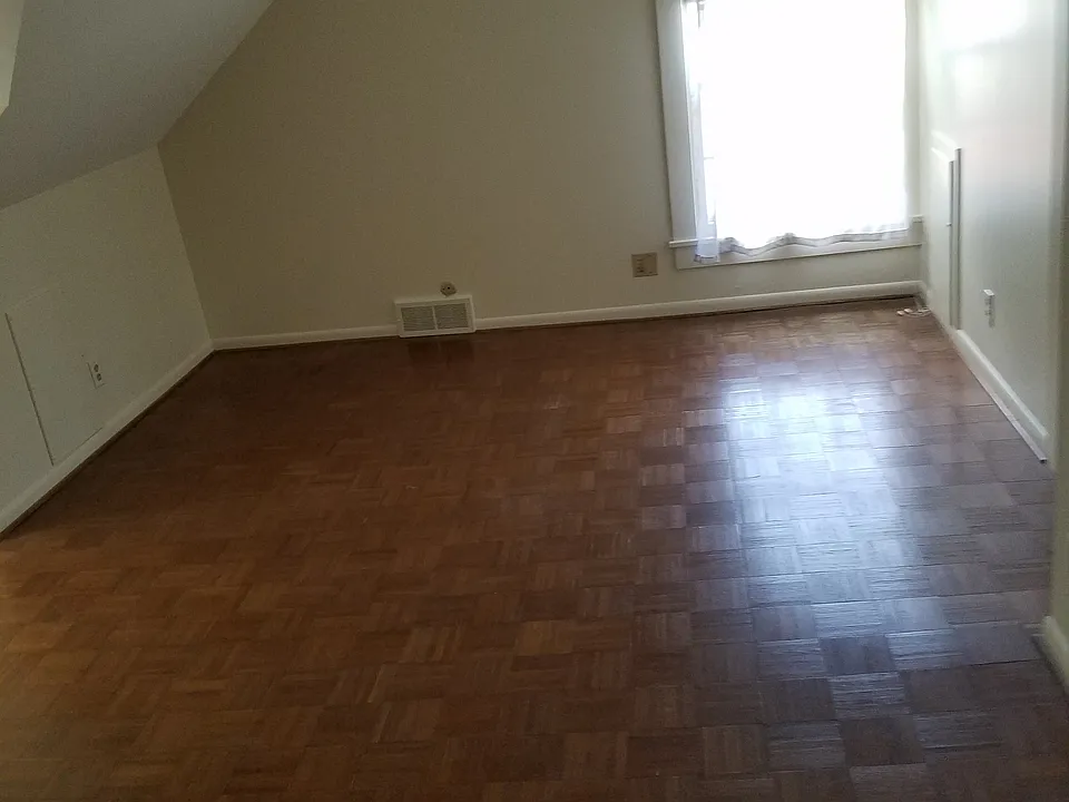 15 Granger Pl #4