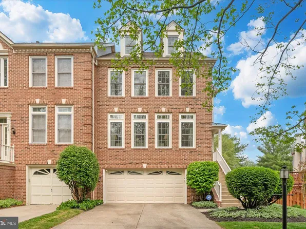 15829 Glacier Ct, Gaithersburg, MD 20878