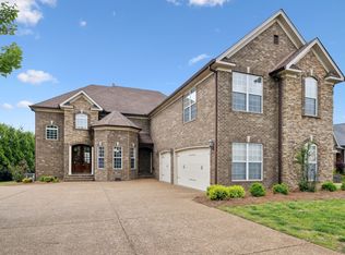 132 Thornwood Pl, Hendersonville, TN 37075
