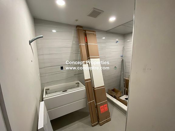 2nd image of 535 Newbury St #B1