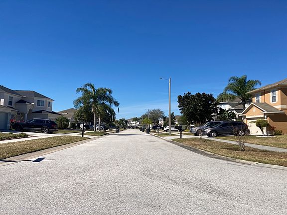 4th image of 11113 Hoffner Edge Dr