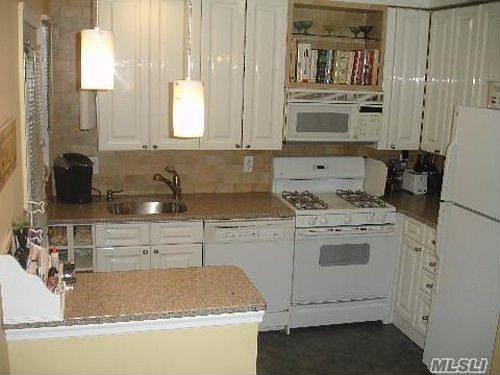 2nd image of 1474 212th St