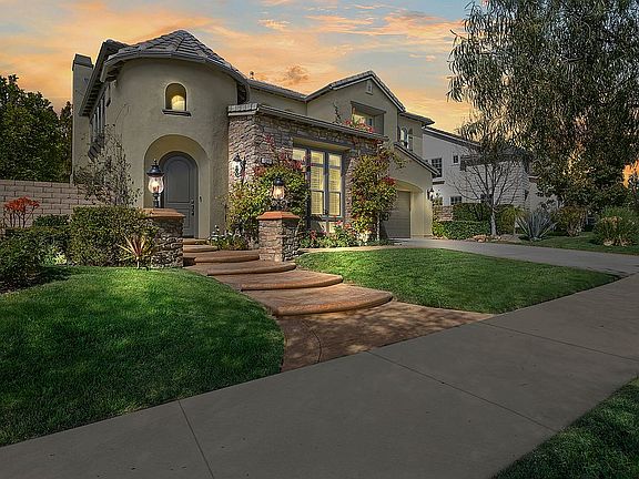 4th image of 13891 Eaton Hollow Ave