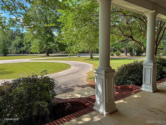 5th image of 105 Baileyshire Ln