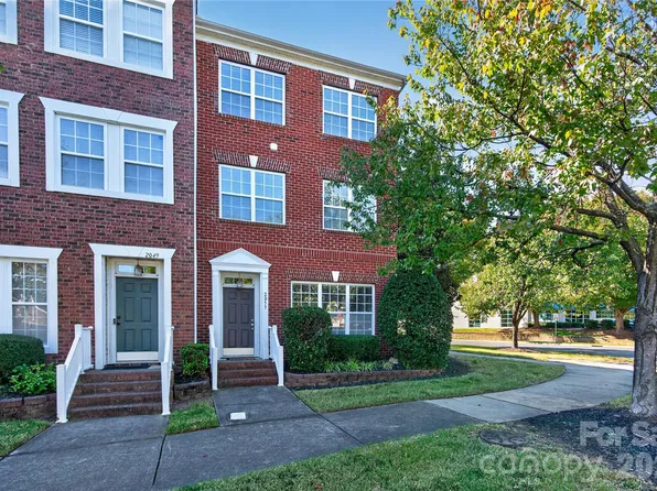 2053 Cambridge Beltway Dr, Charlotte, NC 28273