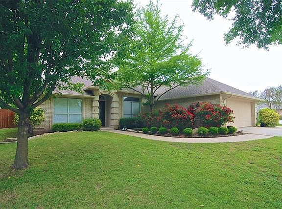 3rd image of 6426 Circo Dr