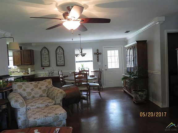 2nd image of 15581 Lakeside Dr