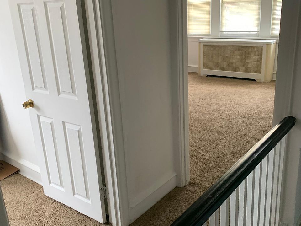 2nd image of 1901 Plymouth St #3