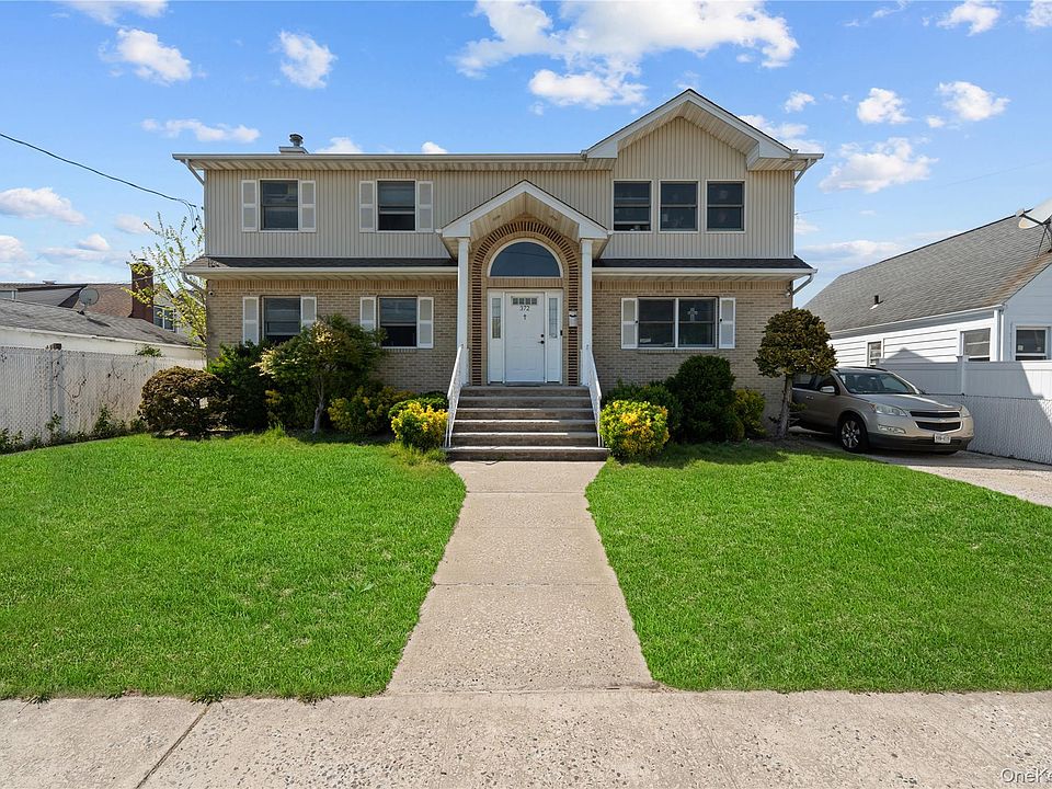 1st image of 372 Madison Street