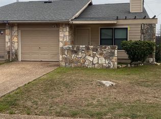 1304B Conway Dr, San Marcos, TX 78666