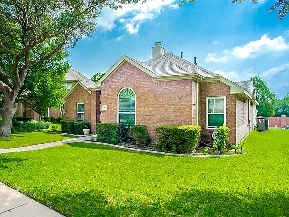 3rd image of 8308 Spring Ridge Dr