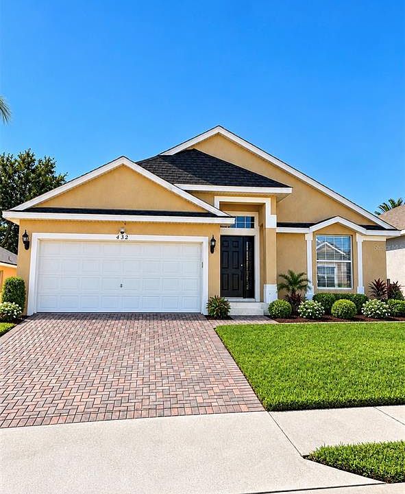 1st image of 432 VIZCAY WAY