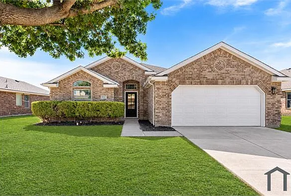 4 bed, 1830 sqft, $3,350 — Photo 3
