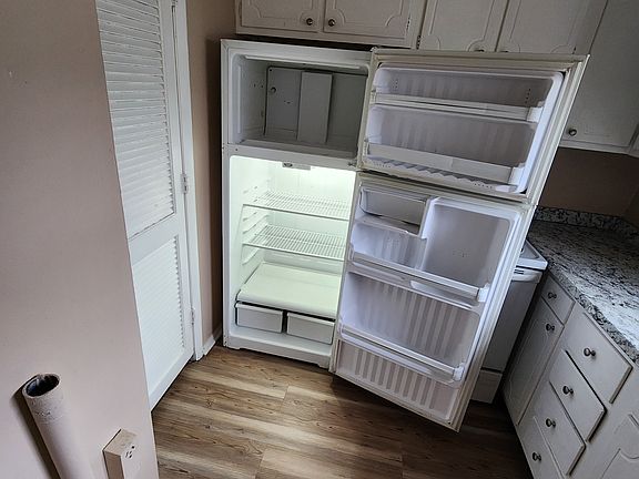 3rd image of 6526 White Horse Rd APT 15D