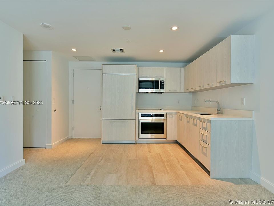 1st image of 45 SW 9th St APT 1907