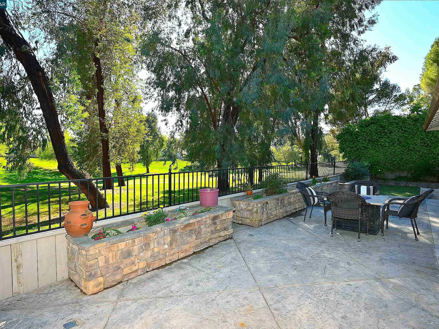 4 bed, 2268 sqft, $5,700 — Photo 3