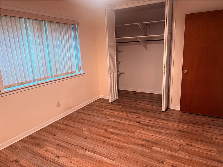 1200 Village Dr — Photo 8