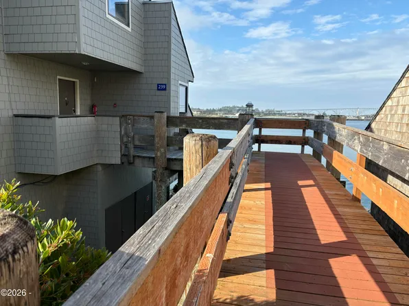 1000 SE Bay Blvd #239, Newport, OR 97365
