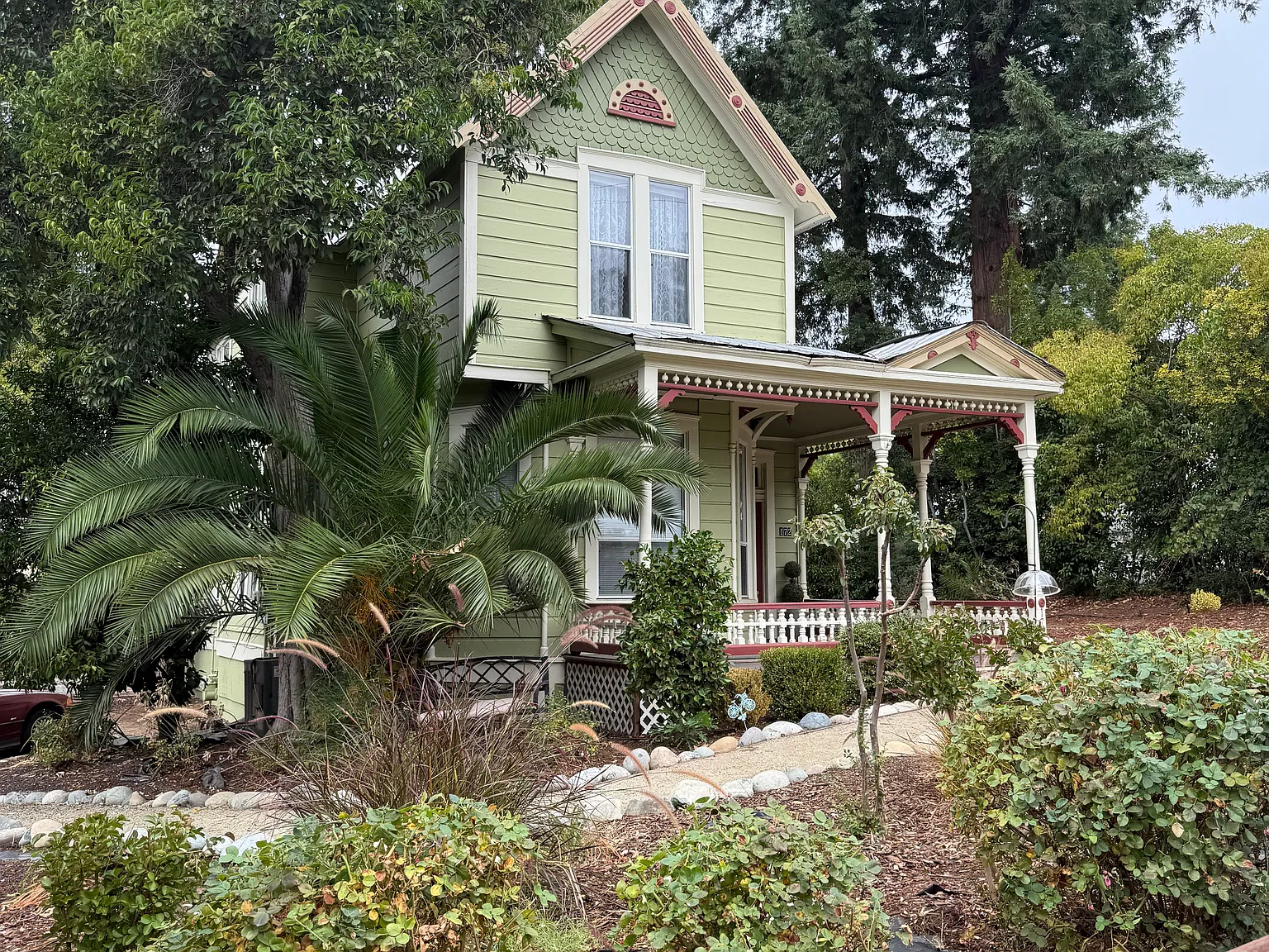 172 Orange St — Photo 3