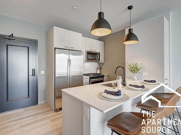 2155 N Elston Ave #1 — Photo 1