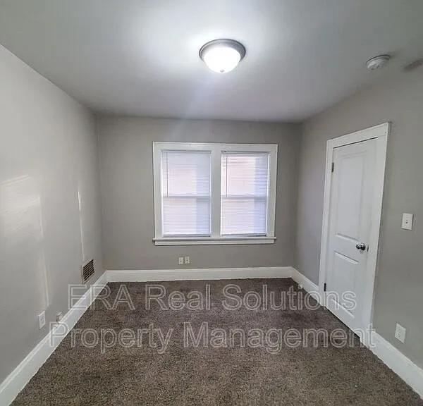 2205 W Sullivant Ave — Photo 15