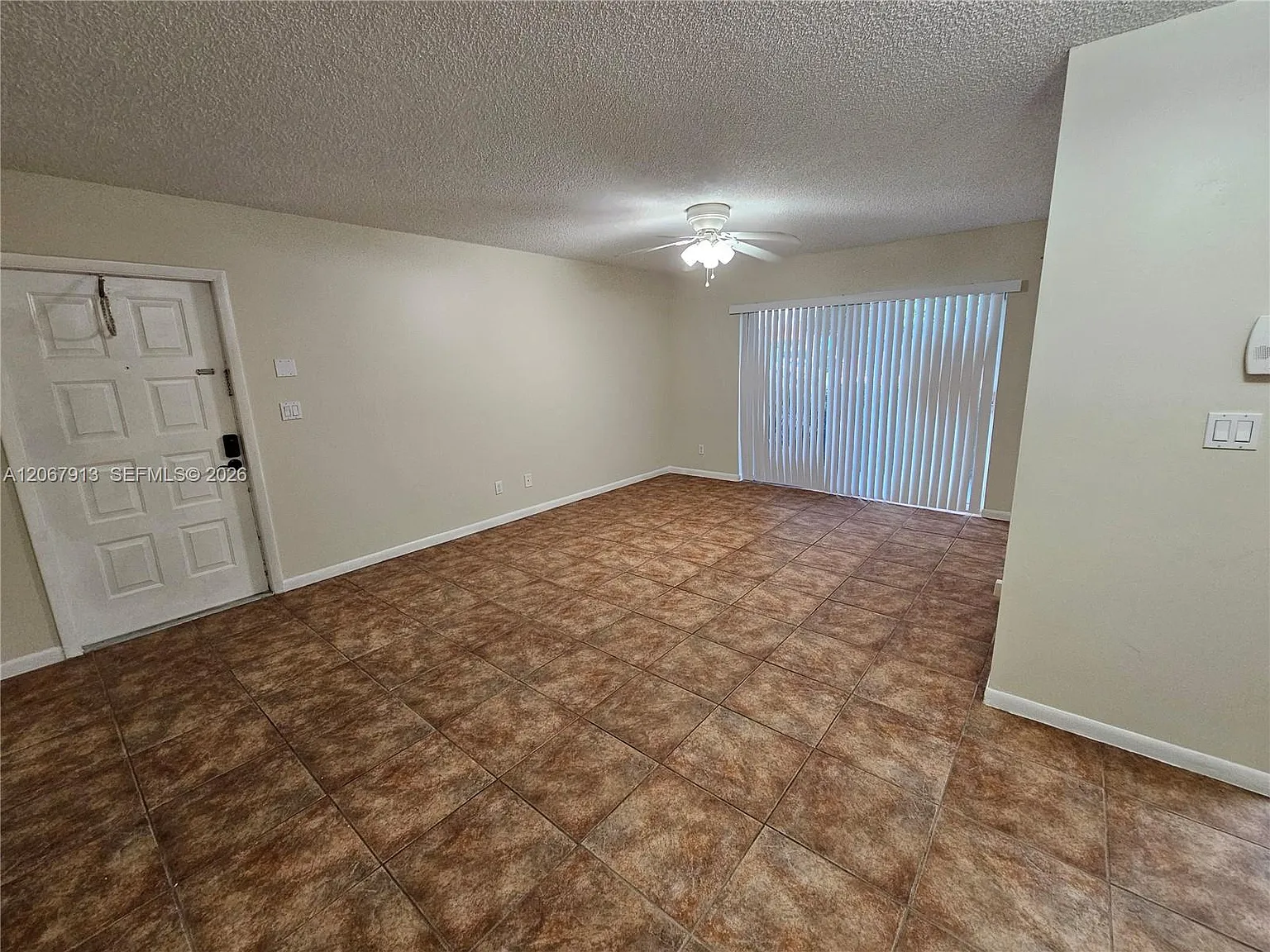 Club Quarters At Raintree — Photo 3