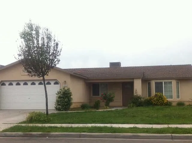 1816 Madison Dr photo 1