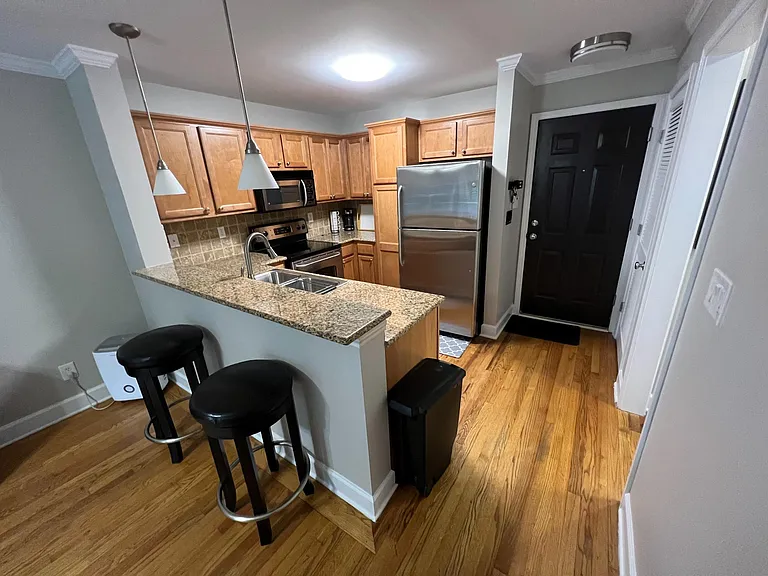48 Peachtree Ave #416 — Photo 11